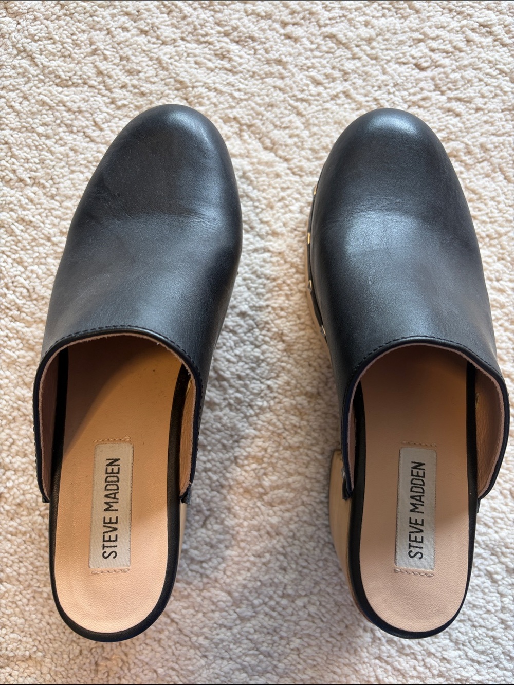 Steve Madden women  Black Leather Slip-On Mules